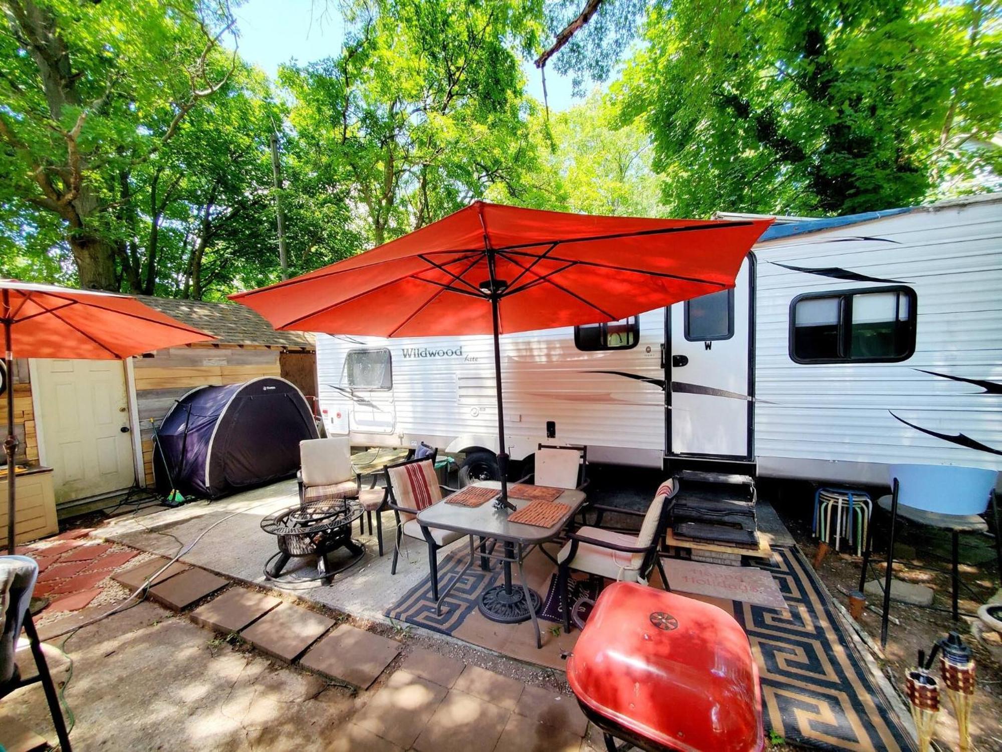 Room In Guest Room - Fall Room 3Min From Yale, And Other Colleges New Haven Exterior photo