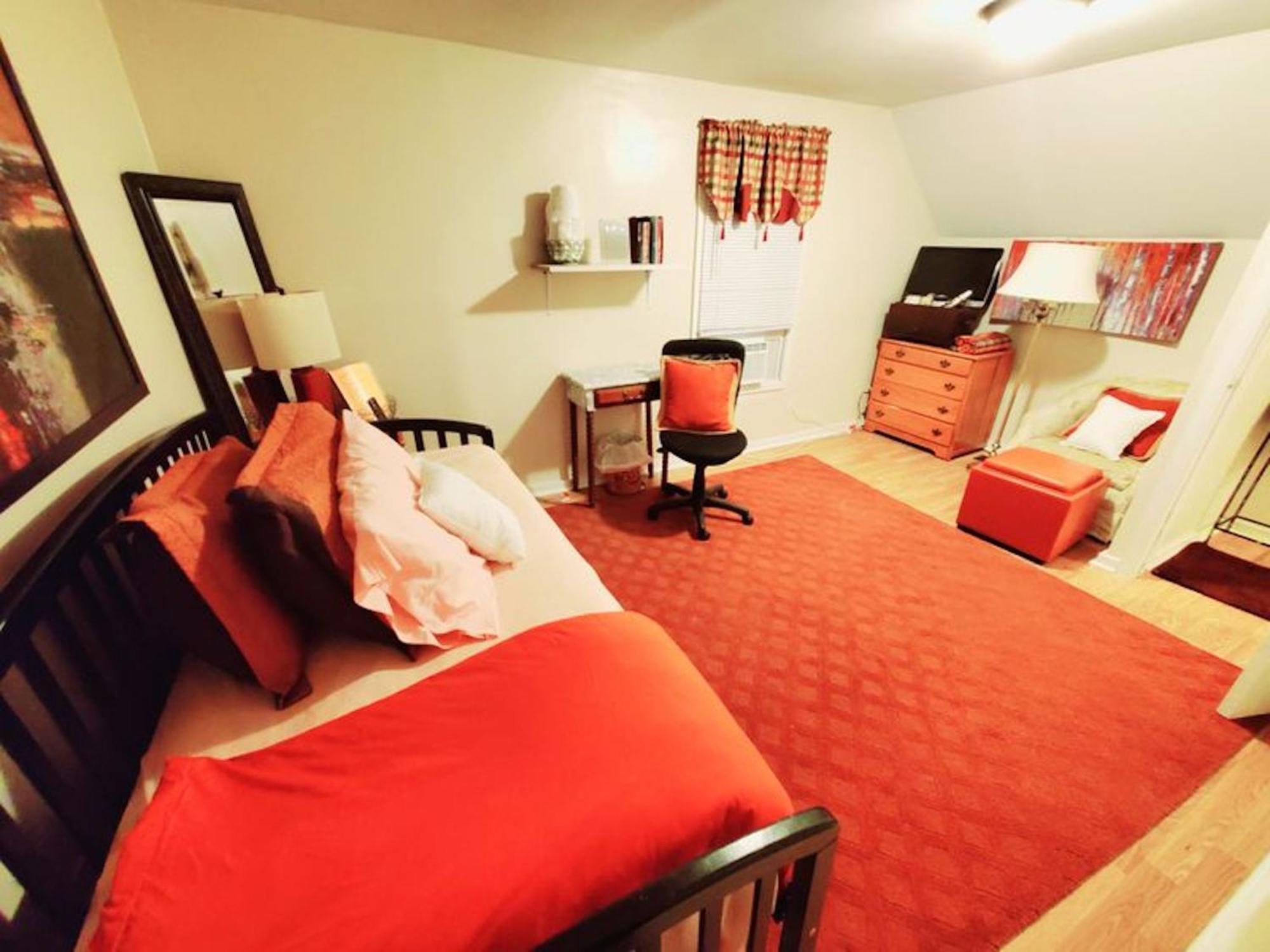 Room In Guest Room - Fall Room 3Min From Yale, And Other Colleges New Haven Exterior photo